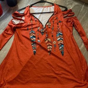 Beautiful shirt I ordered off Amazon I’ve never worn it I hope love it too!